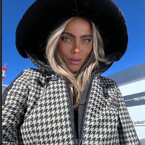 RARE Goldbergh ski suit - Picture 3 of 13